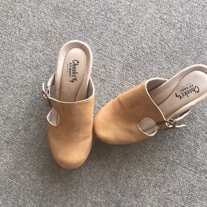 Cheek’s by Tony Little. Size 6. Never worn!! 3 inch heel